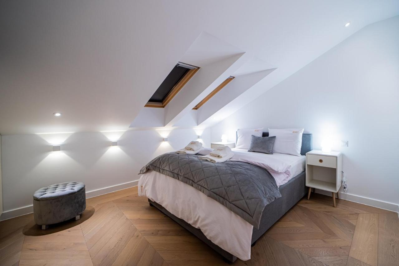Apartment Rynek 7 By Zywiecki**** *